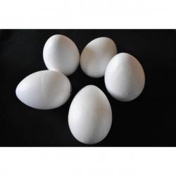 Oeufs en polystyrène